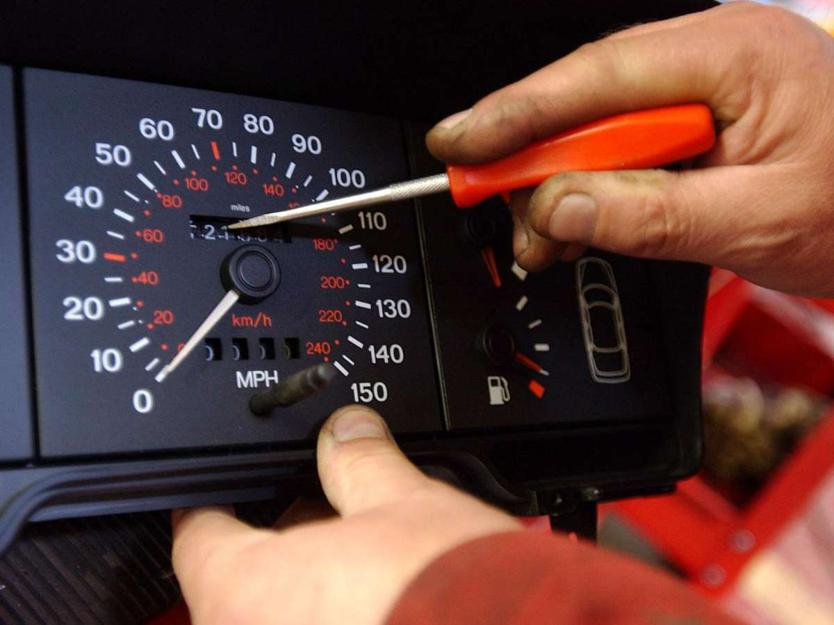 Почему МВД не наведёт порядок с скручиванием пробега?