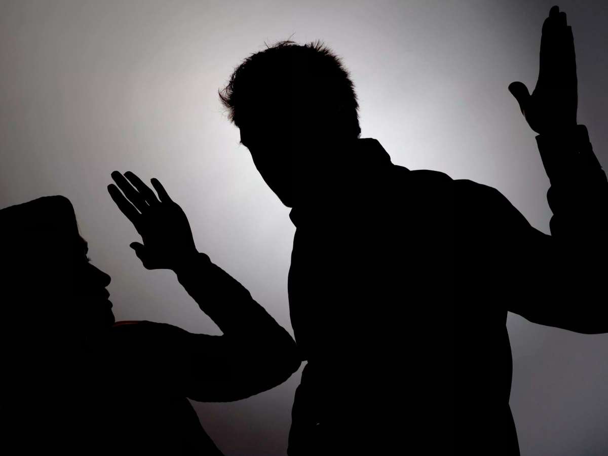 В чём смысл штрафовать за домашнее насилие?