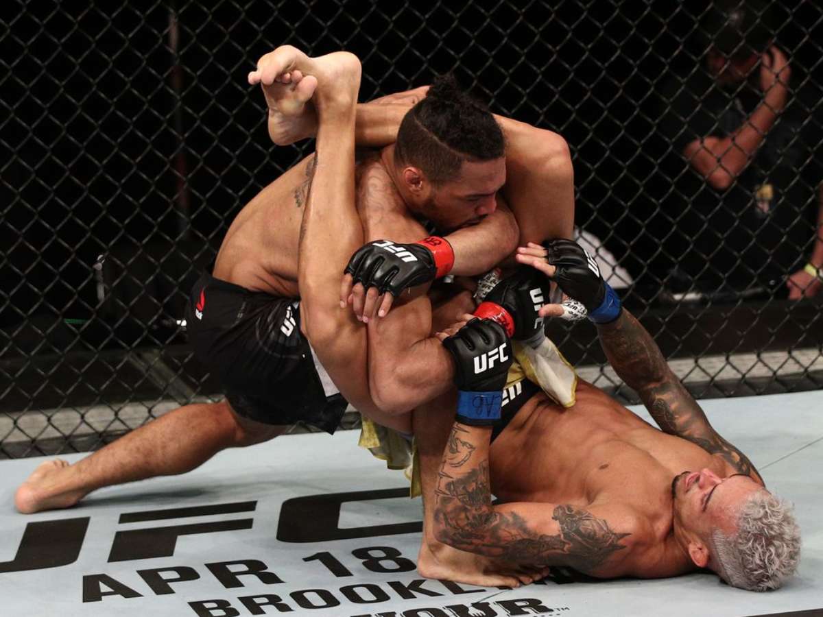 Незасчитанная победа бразильца -  Шарлиса Оливейра