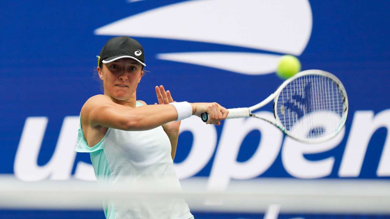 Полька Свёнтек выиграла US Open