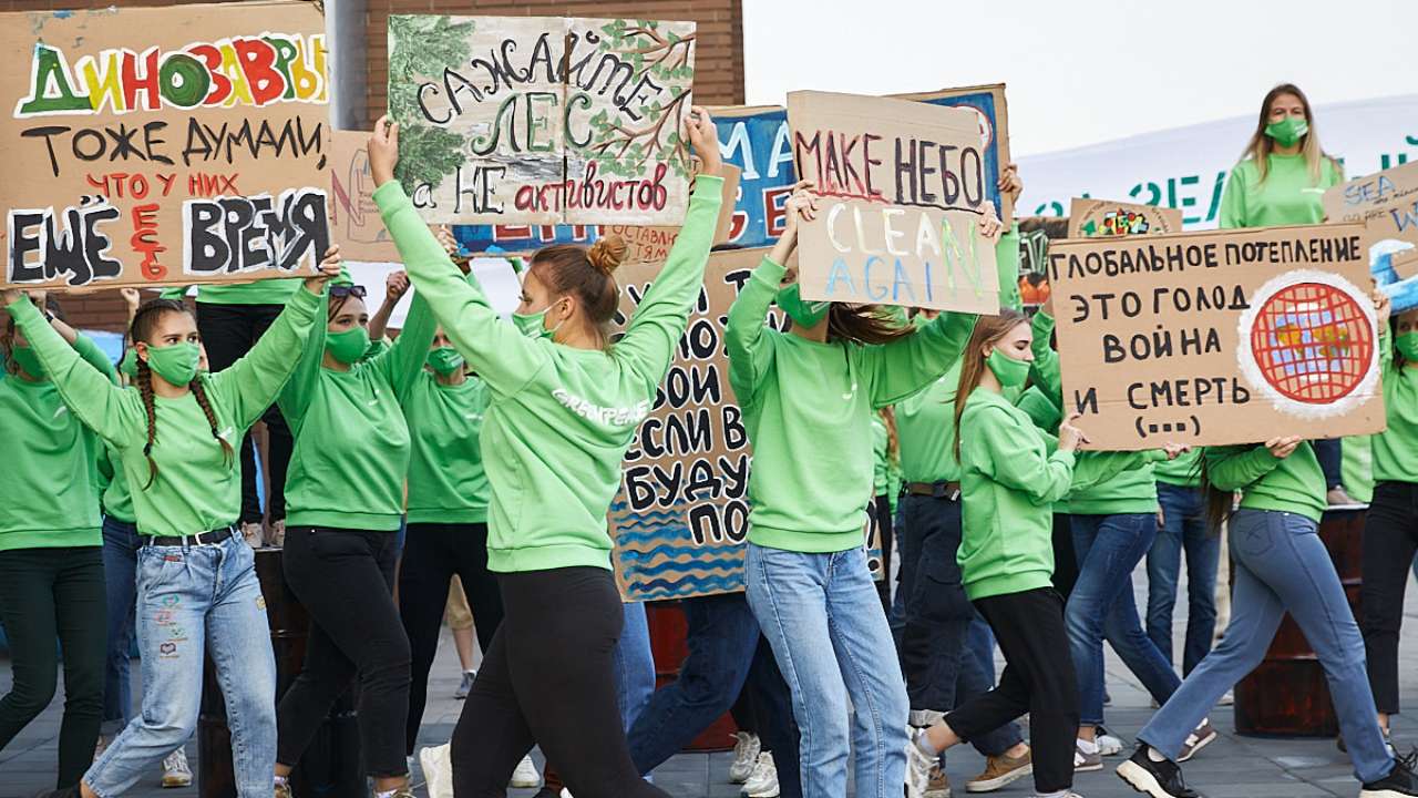 Экоактивисты подали первый в России климатический иск против правительства