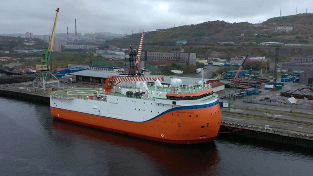 Первый рейс «Северного полюса»