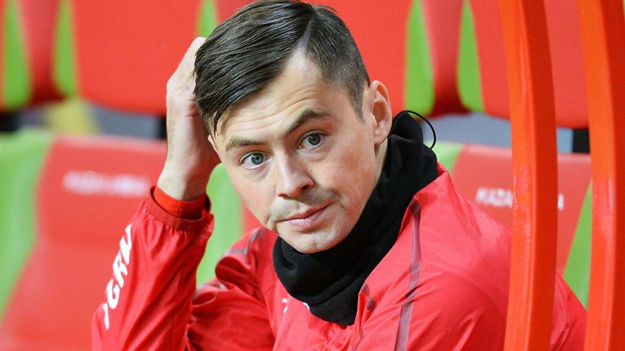 Бывшему игроку футбольной сборной России вручили повестку