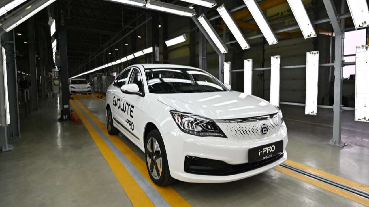 В России начался серийный выпуск электромобилей