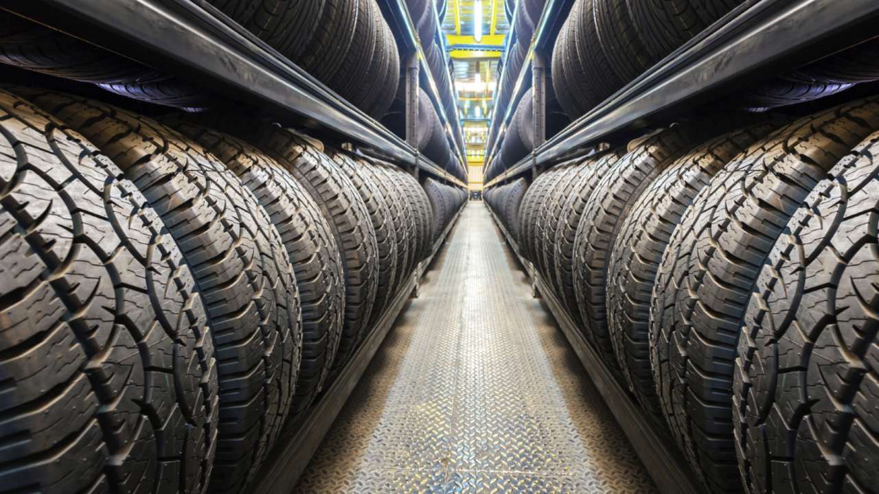 В России резко выросли цены на автомобильные шины