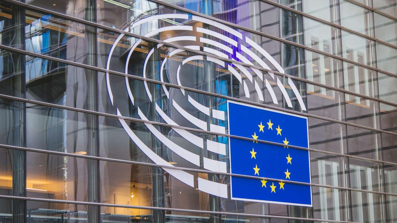 Россия включена в «серый список» налоговых юрисдикций