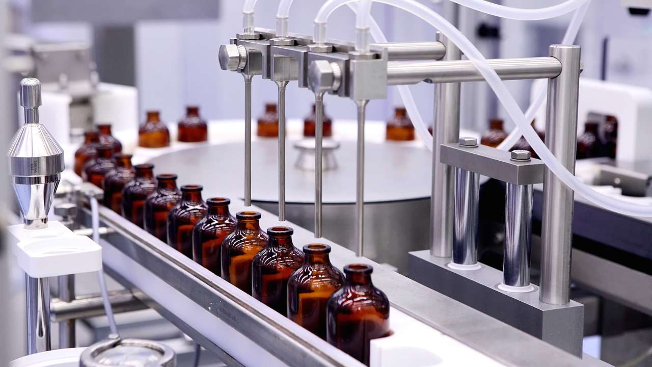 Правительство окажет дополнительную поддержку российским фармацевтическим компаниям 