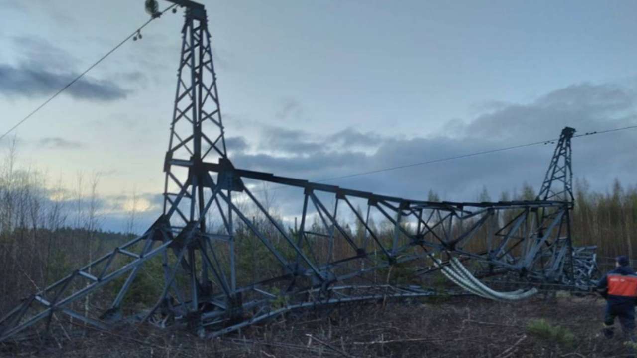 Под Санкт-Петербургом взорвана опора ЛЭП