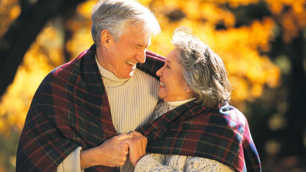 В Госдуме разрабатывают законопроект о введении выплат за продолжительный брак