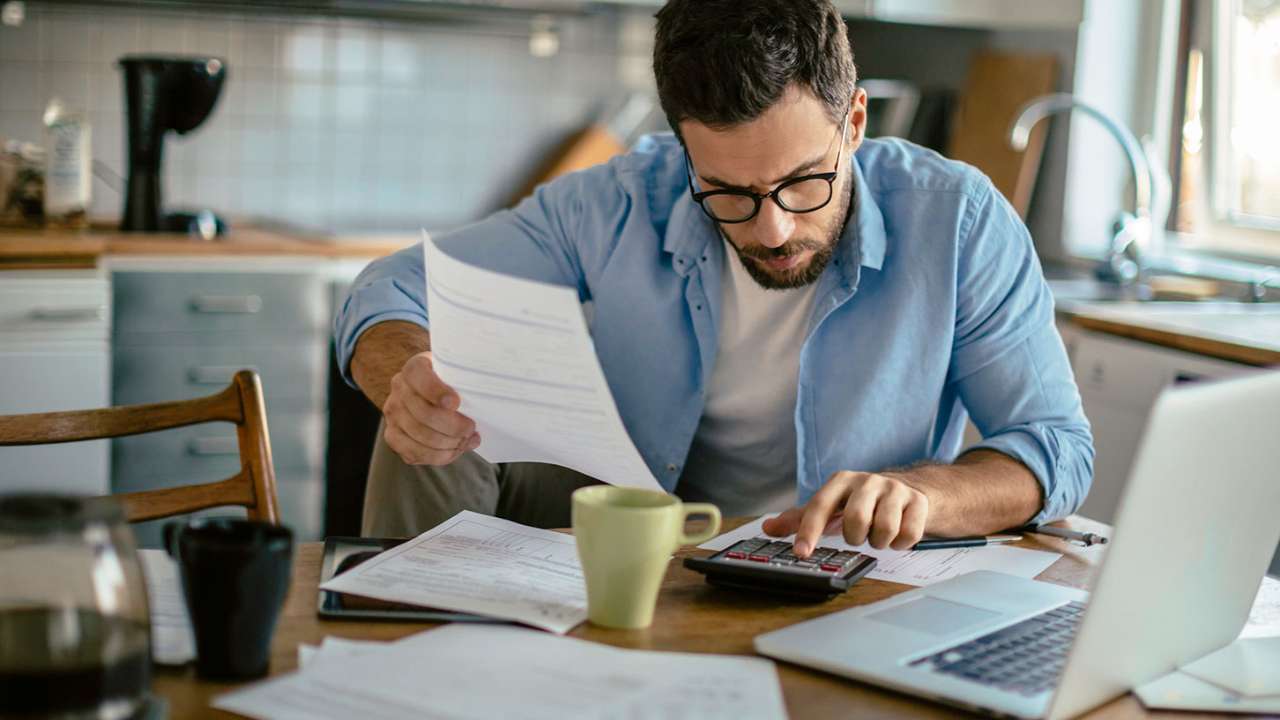 В России захотели передать онлайн-платформам уплату налогов за самозанятых