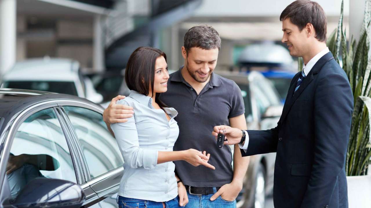 В России хотят ввести семейный сертификат на покупку первой машины