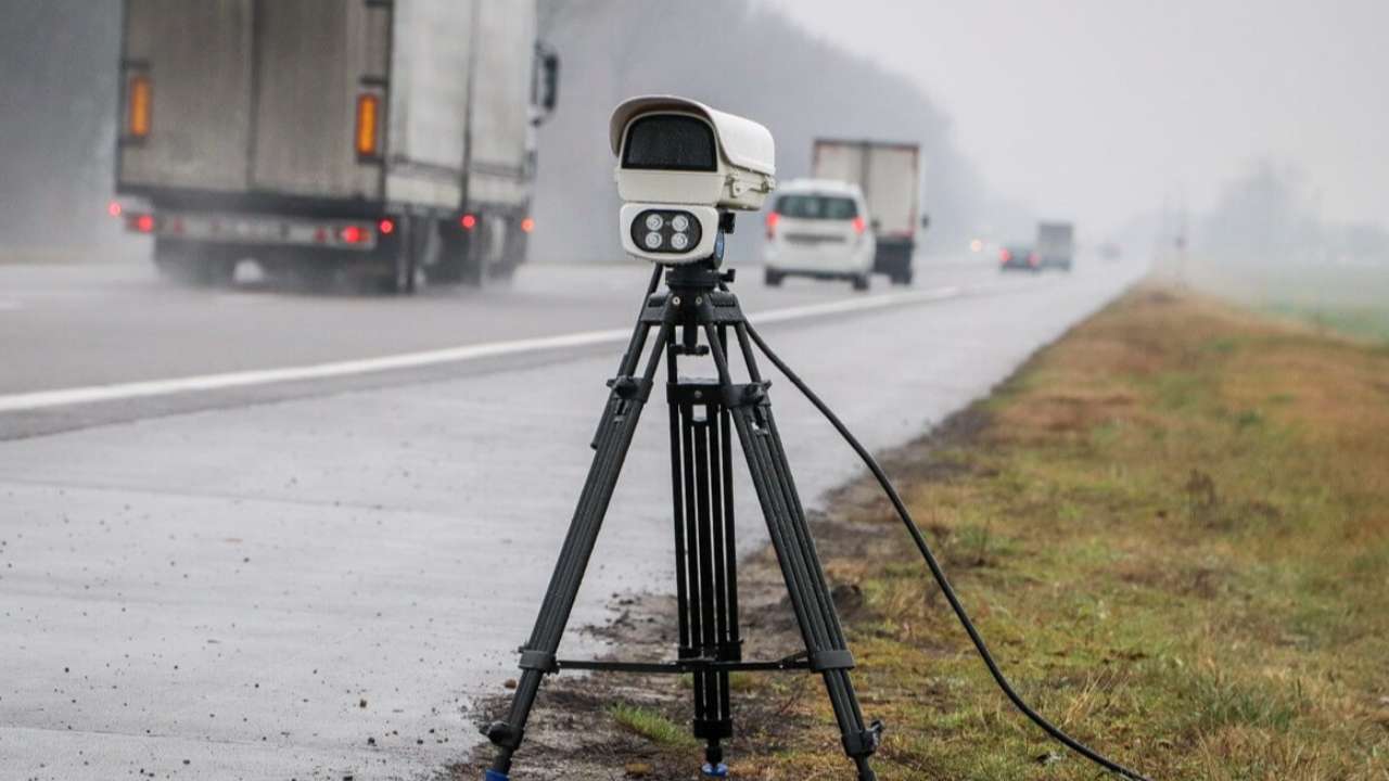 В Минтрансе предложили вернуть штрафы за превышение водителями средней скорости