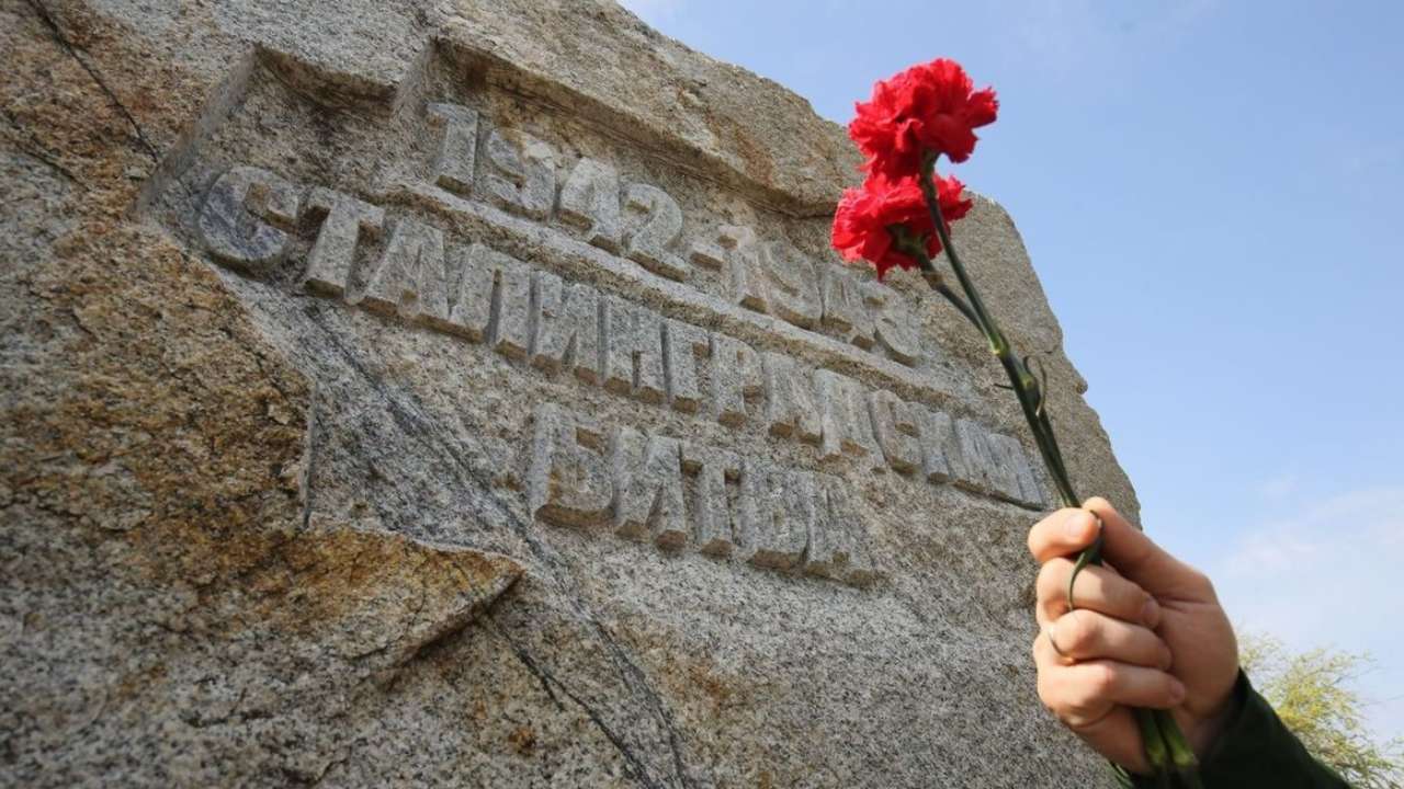 Путин ввел ежемесячную выплату для жителей осажденного Сталинграда