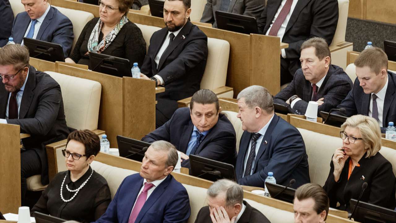 Стали известны автомобили российской сборки, на которых будут ездить депутаты