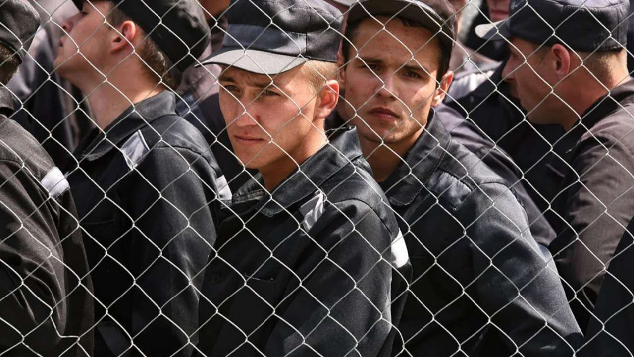 Минобороны предложило ввести особый воинский учет для заключенных