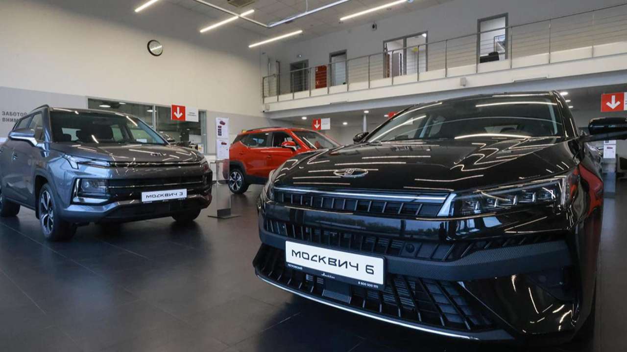 Минпромторг представил список автомобилей для чиновников