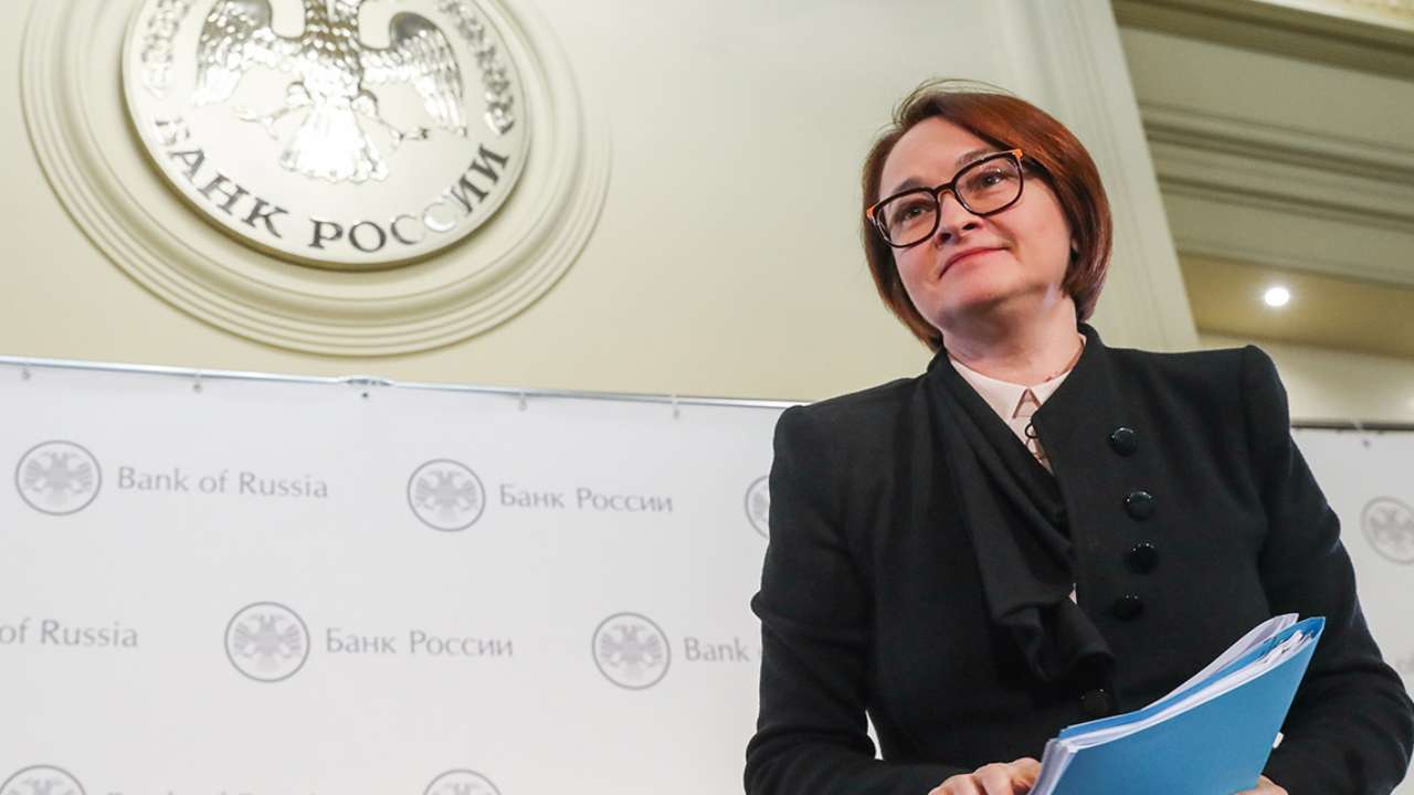 ЦБ неожиданно повысил ключевую ставку сразу на 2 процентных пункта