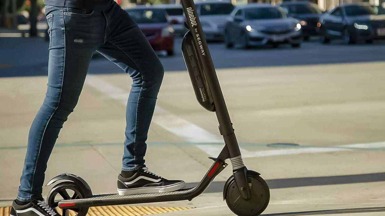 В России введена обязательная сертификация электросамокатов