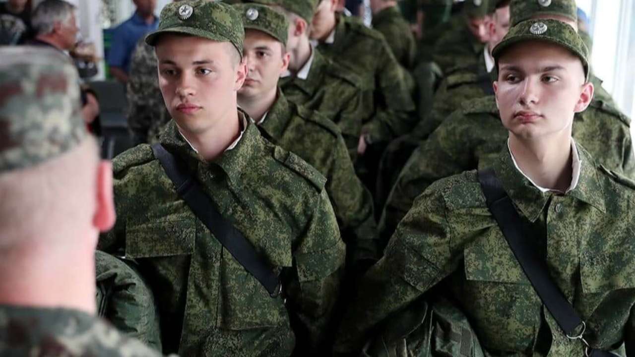 Осенний призыв 2024 года в России пройдет с использованием единого реестра повесток