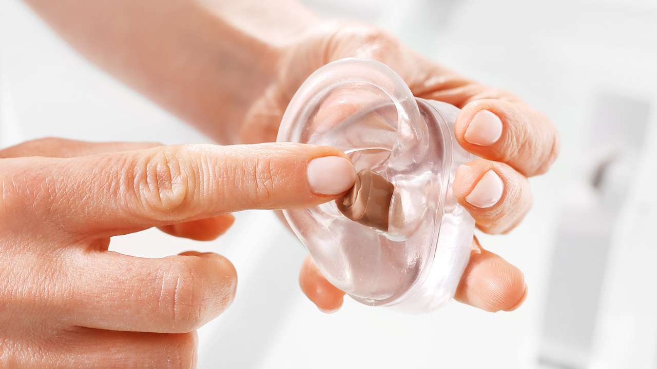 Ученые ПНИПУ разработали бионический протез уха, максимально приближенный к реальному