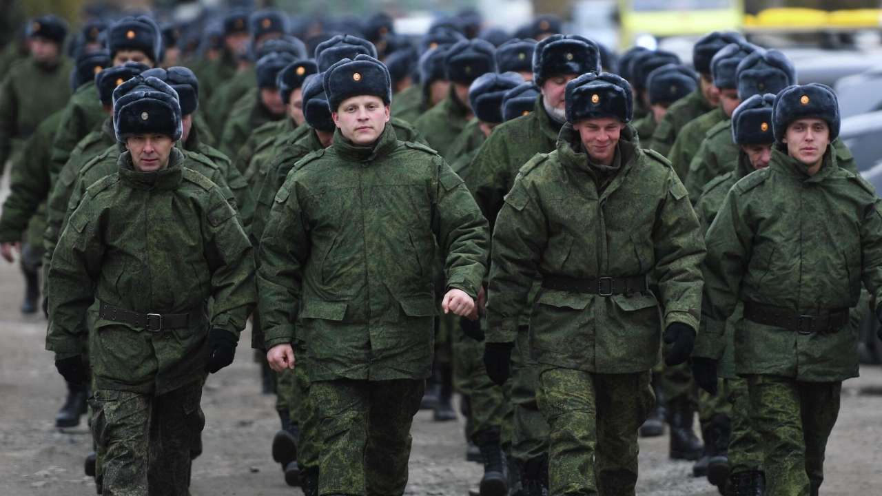 Минобороны предложило установить единый предельный возраст службы в период мобилизации, военного положения или в военное время