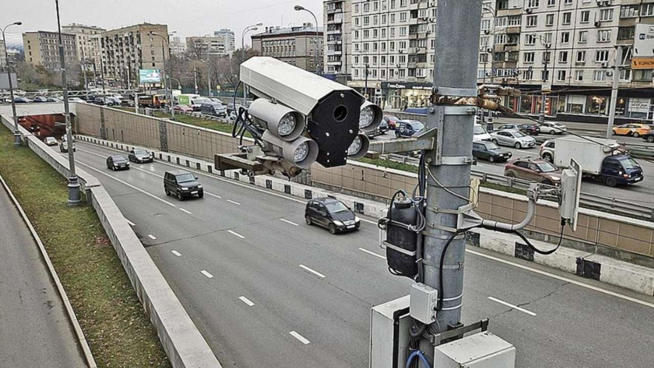 Госдума отклонила законопроект об отмене штрафов за превышение средней скорости