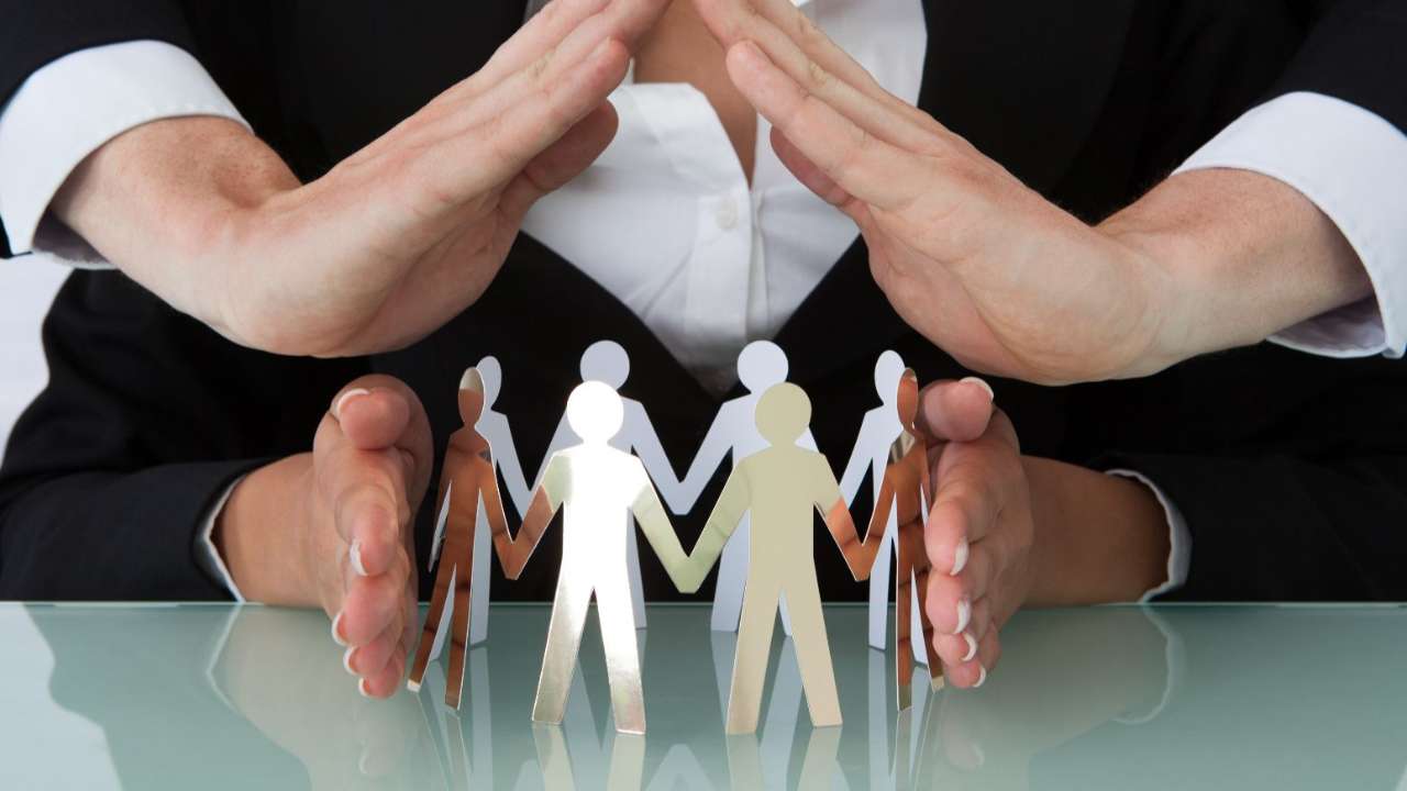 Кабмин выделит 300 млн рублей на поддержку бизнеса в новых регионах России