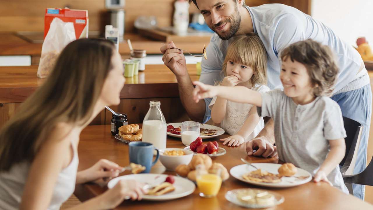 В России впервые не осталось семей, которым не хватает денег на еду