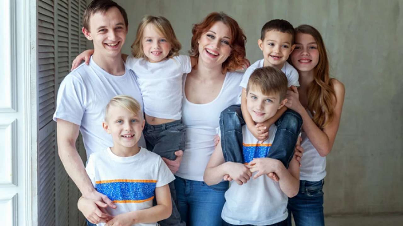 Число многодетных семей в России за 2024 год выросло почти на 250 тыс.